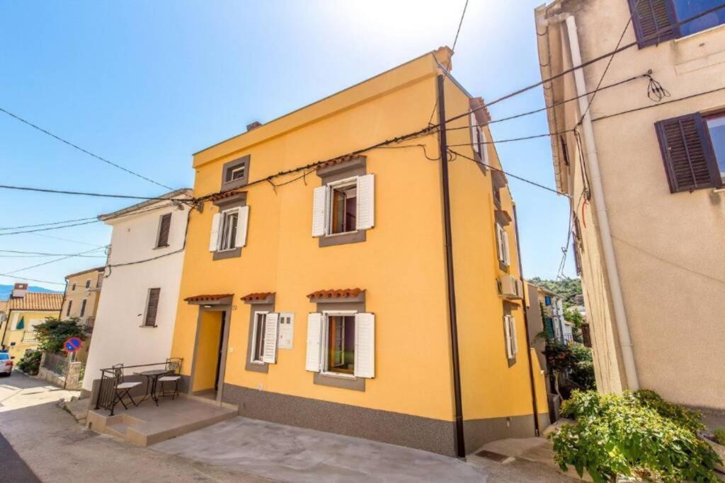Tin 2 Apartment Vrbnik Luaran gambar